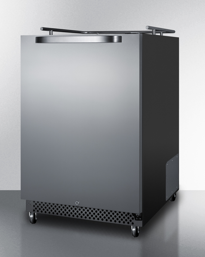 24" Wide Built-In Outdoor Kegerator SBC696OSNK
