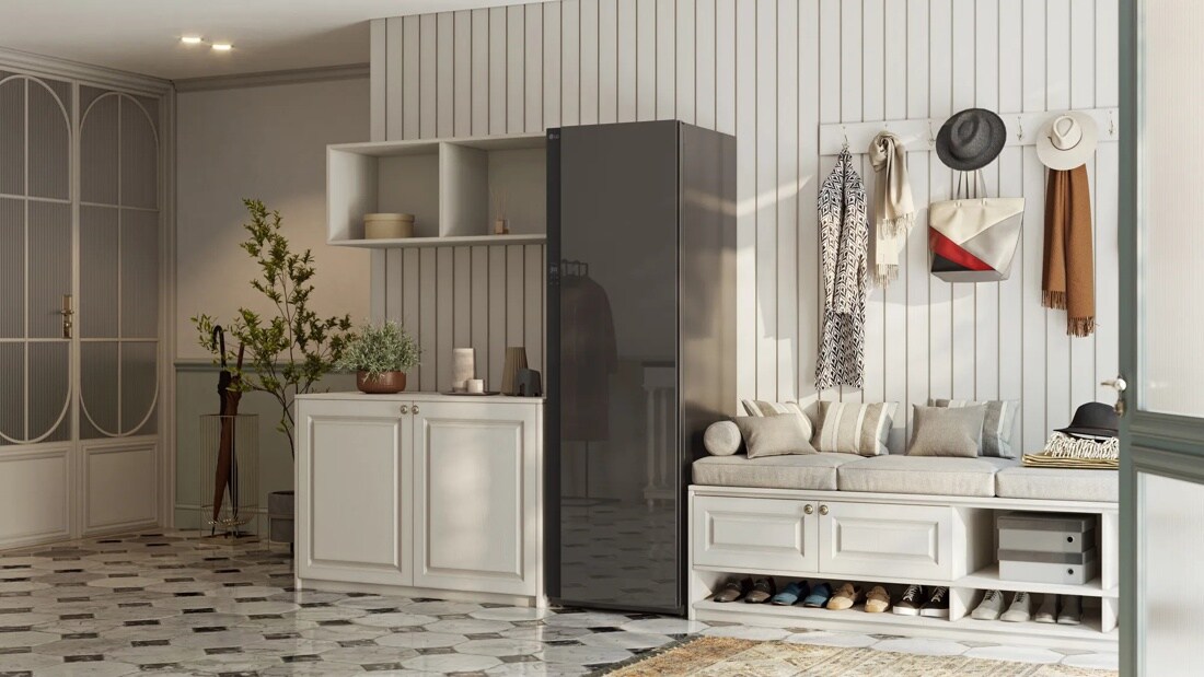 LG Styler® Smart Steam Closet with Dual TrueSteam® Technology, Dynamic MovingHanger™ and Built-In HandySteamer™ view 11