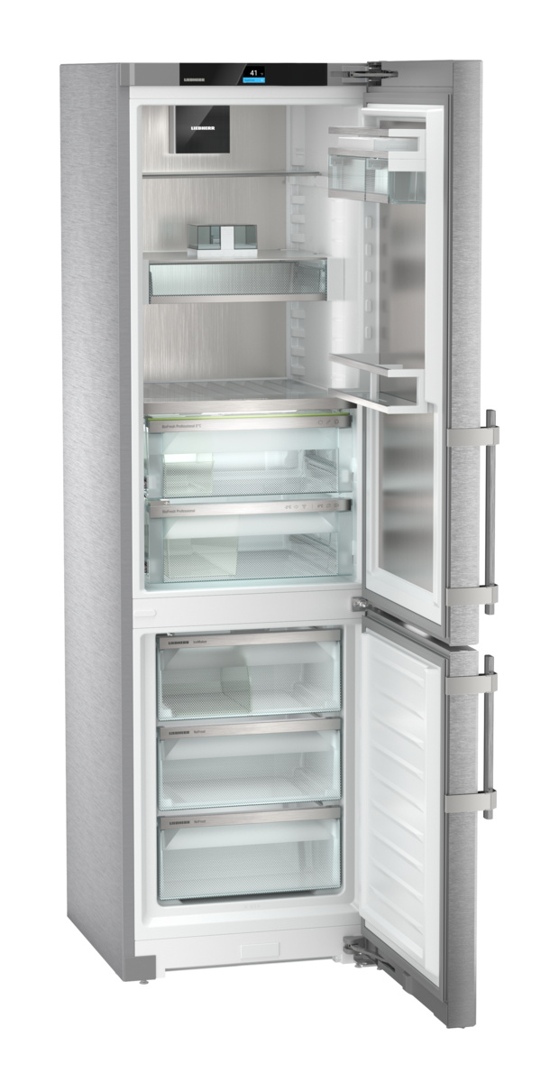 Fridge-freezer with BioFresh Professional and NoFrost SCB5790IM