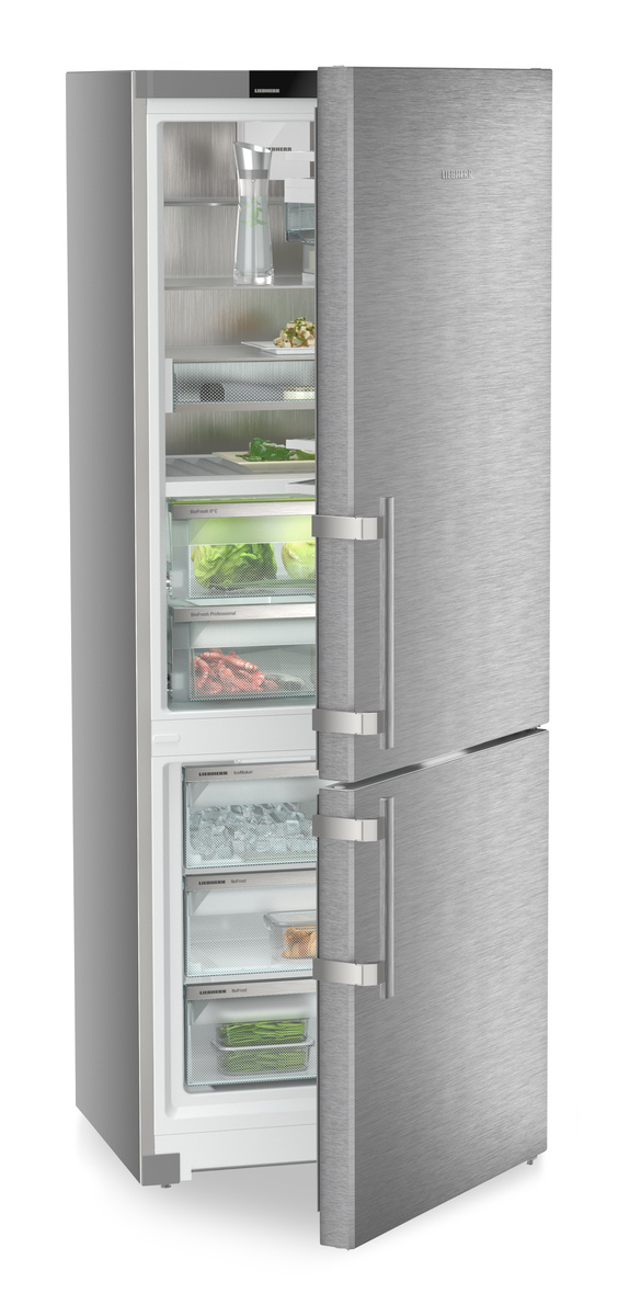 Fridge-freezer with BioFresh Professional and NoFrost SCB7760IM