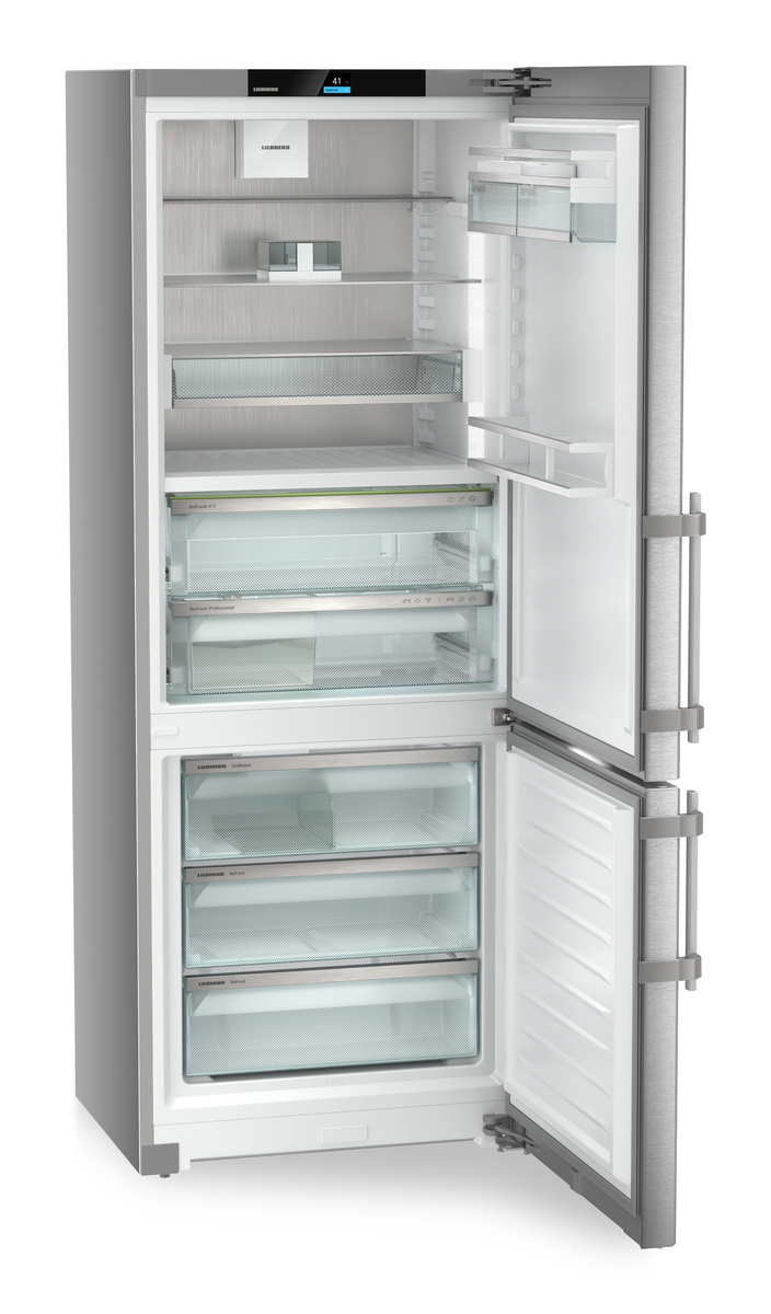 Fridge-freezer with BioFresh Professional and NoFrost SCB7760IM