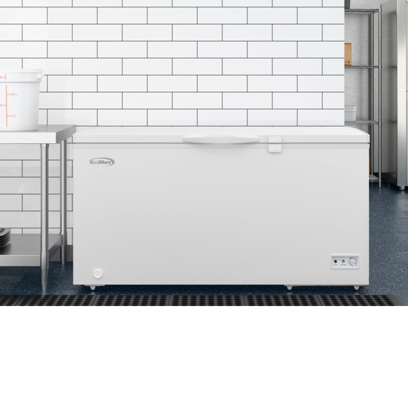 60 in. Commercial Chest Freezer 15.9 cu ft SCF16C