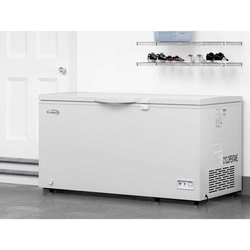 60 in. Commercial Chest Freezer 15.9 cu ft SCF16C