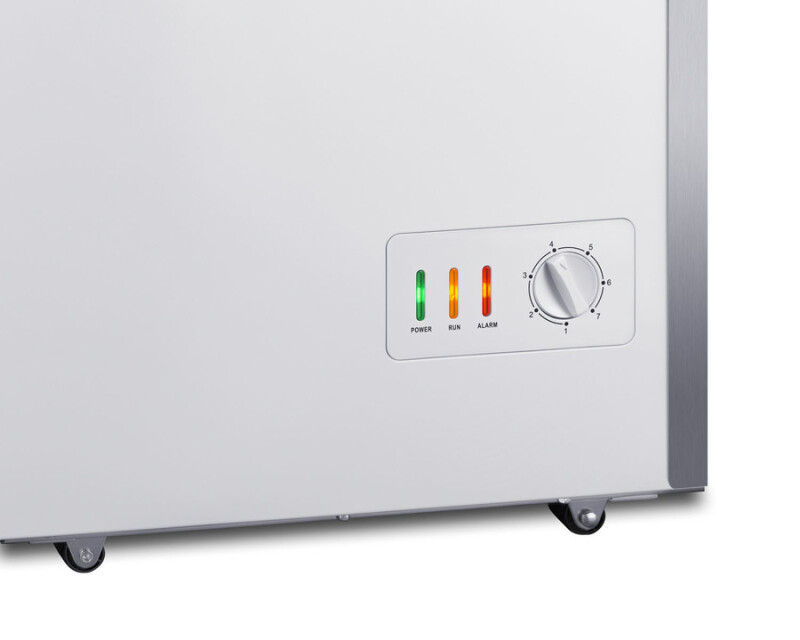 12.1 Cu.Ft. Chest Freezer SCFM133