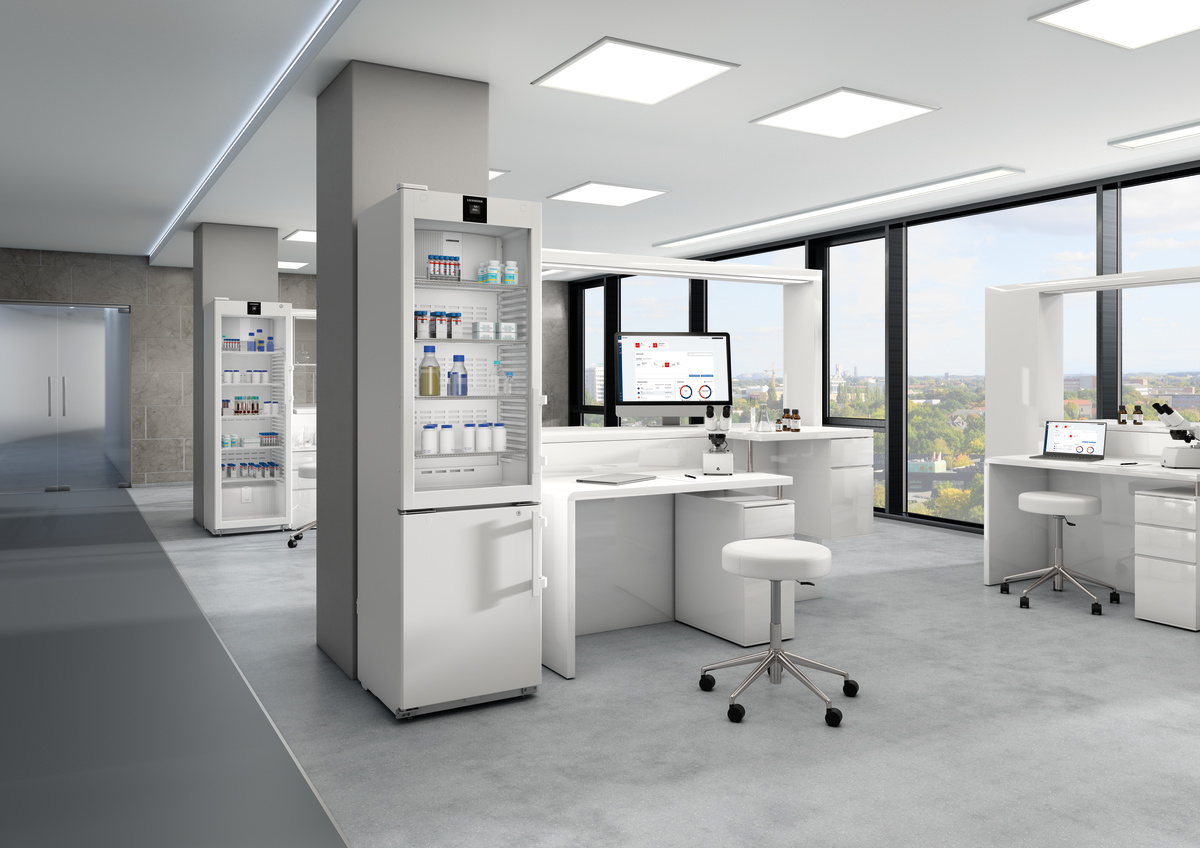 Laboratory fridge-freezer with NoFrost, Right Hinged SCFVH4032PERFECTION