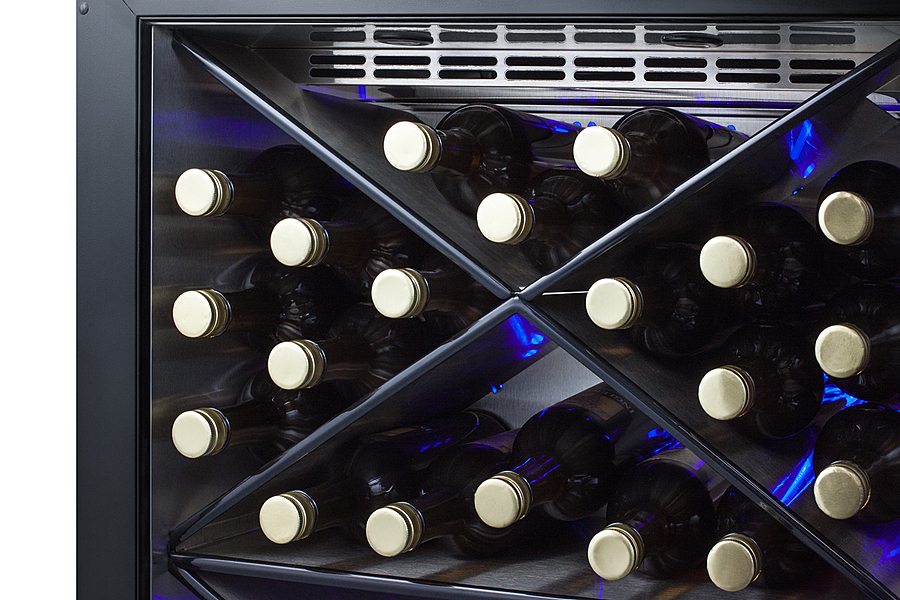 24" Wide Single Zone Built-In Commercial Wine Cellar SCR610BLXCSS