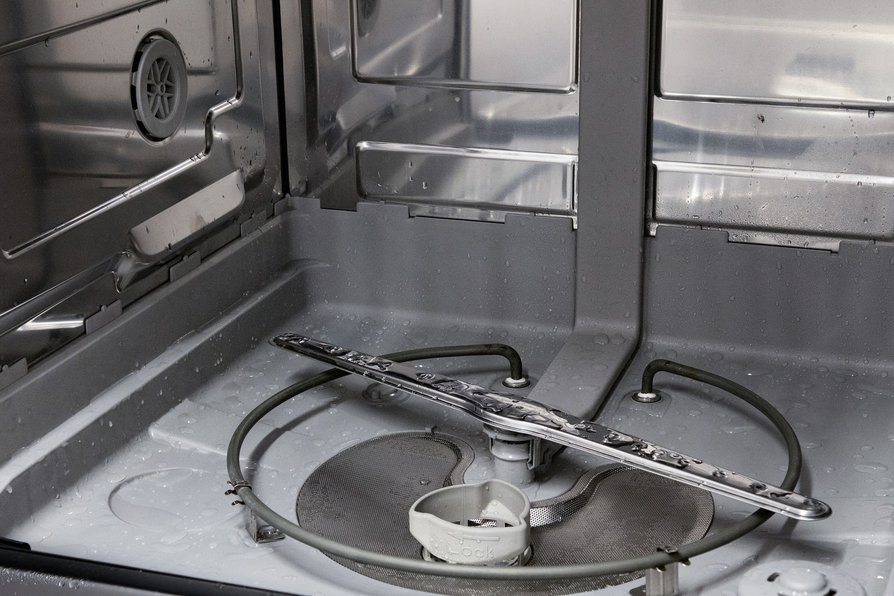 24 In. Stainless Steel Hybrid 52db Dishwasher view 6