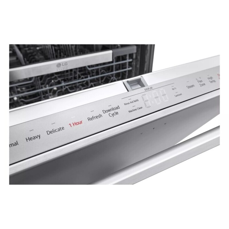 LG STUDIO Smart Top Control Dishwasher with 1-Hour Wash & Dry, QuadWash® Pro, TrueSteam® and Dynamic Heat Dry™ view 4