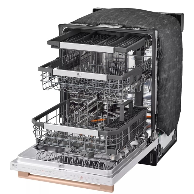 LG STUDIO Smart Top Control Dishwasher with 1-Hour Wash & Dry, QuadWash® Pro, TrueSteam® and Dynamic Heat Dry™ view 5