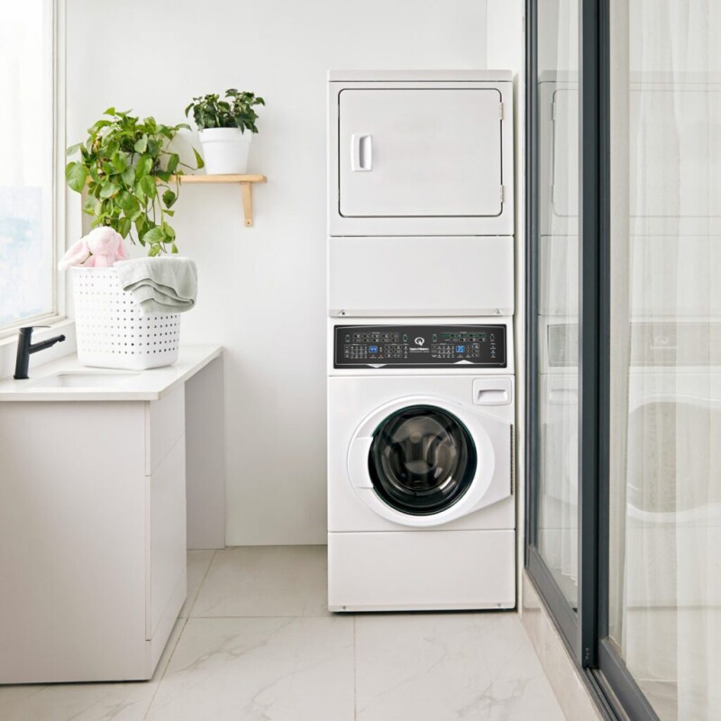 SF7 Stacked White Washer – Electric Dryer with Pet Plus SF7007WE