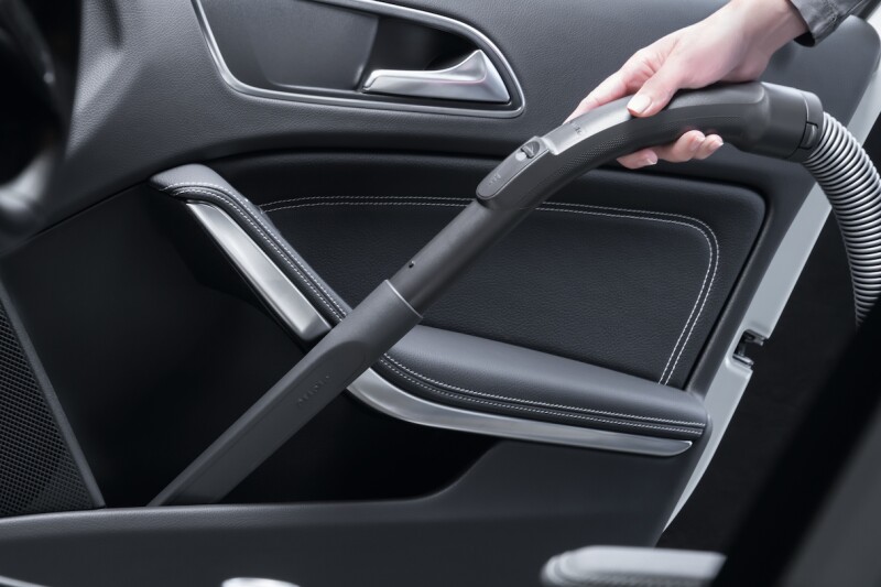 Long crevice nozzle for cleaning deep crevices. SFD10