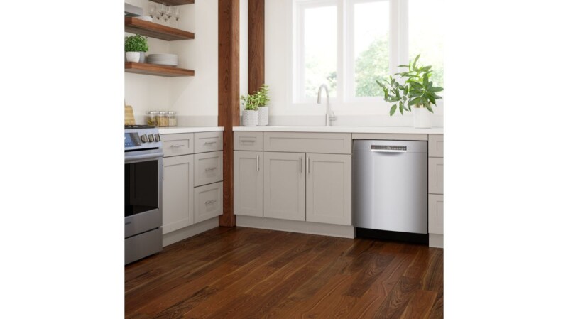 800 Series Dishwasher 24'' SGE78C55UC
