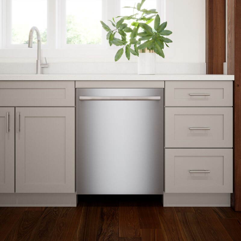800 Series Dishwasher 24'' SGX78B55UC