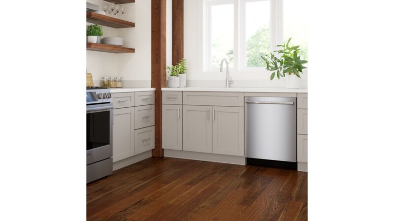 800 Series Dishwasher 24'' SGX78C55UC