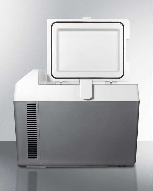 Portable Refrigerator/Freezer SPRF26