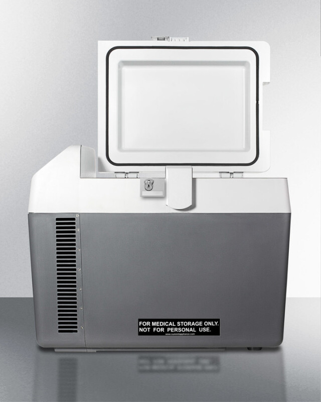 Portable Refrigerator/Freezer SPRF26M