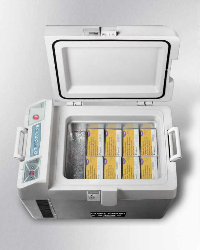 Portable Refrigerator/Freezer SPRF26M