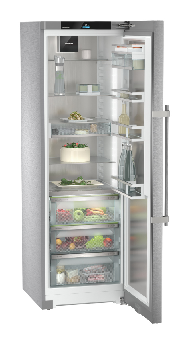 Freestanding refrigerator with BioFresh Professional, Right Hinged SRB5290
