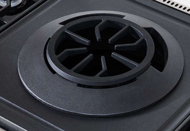 48" Sealed Burner Rangetop - 4 Burners and Wok Burner SRT484WLP