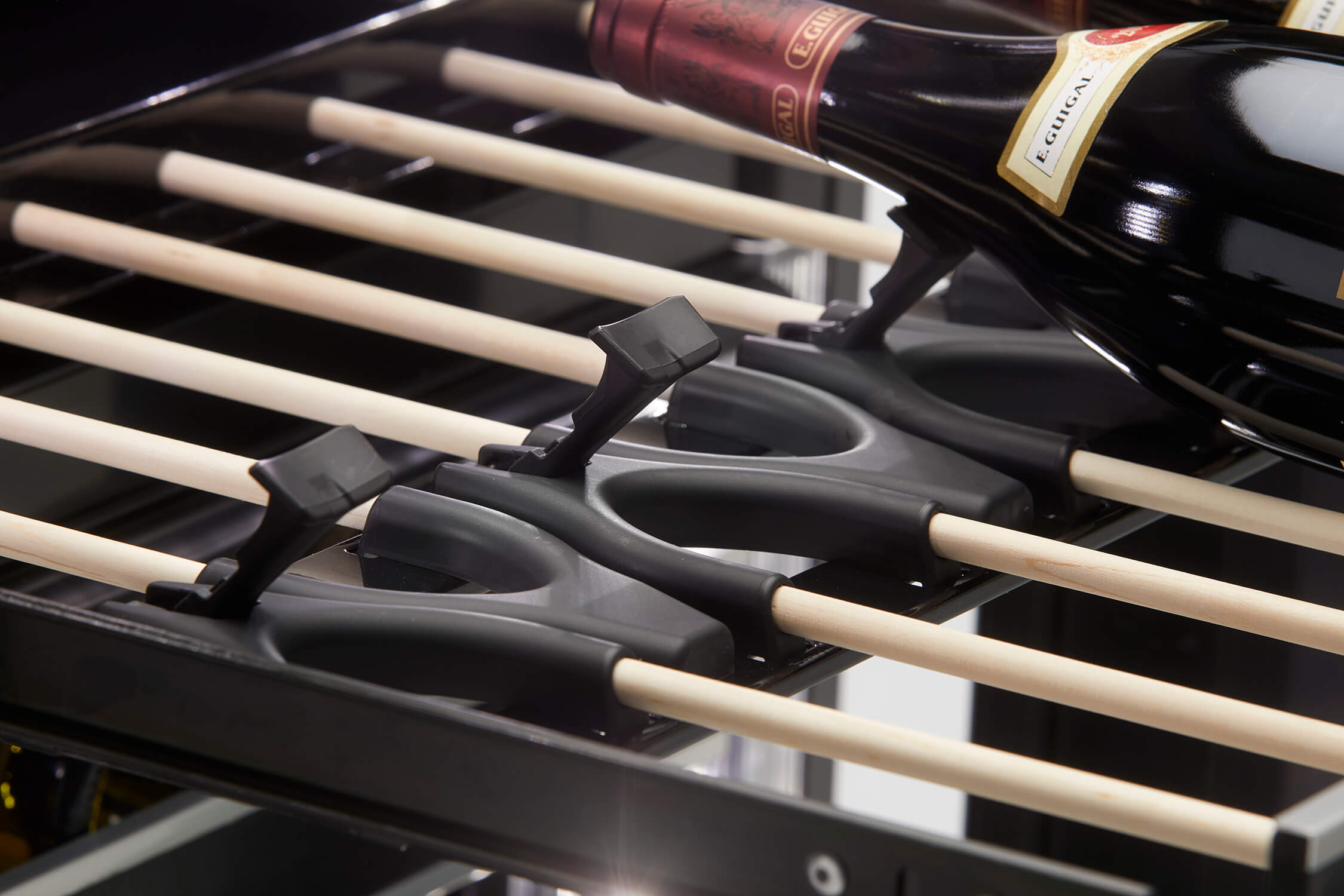 Reserve 24″ Built-in Wine Cellar Left Swing view 8