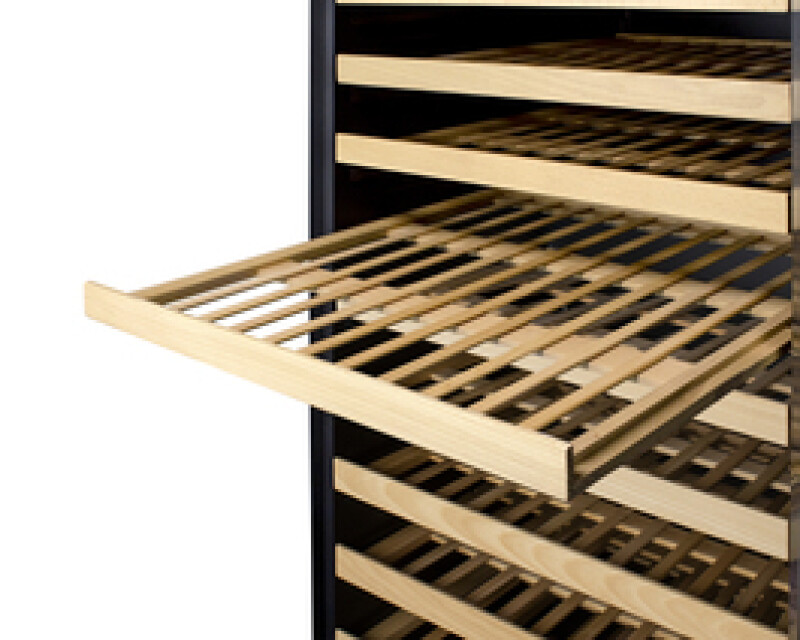 24" Wide Single Zone Wine Cellar SWC1926BCSS