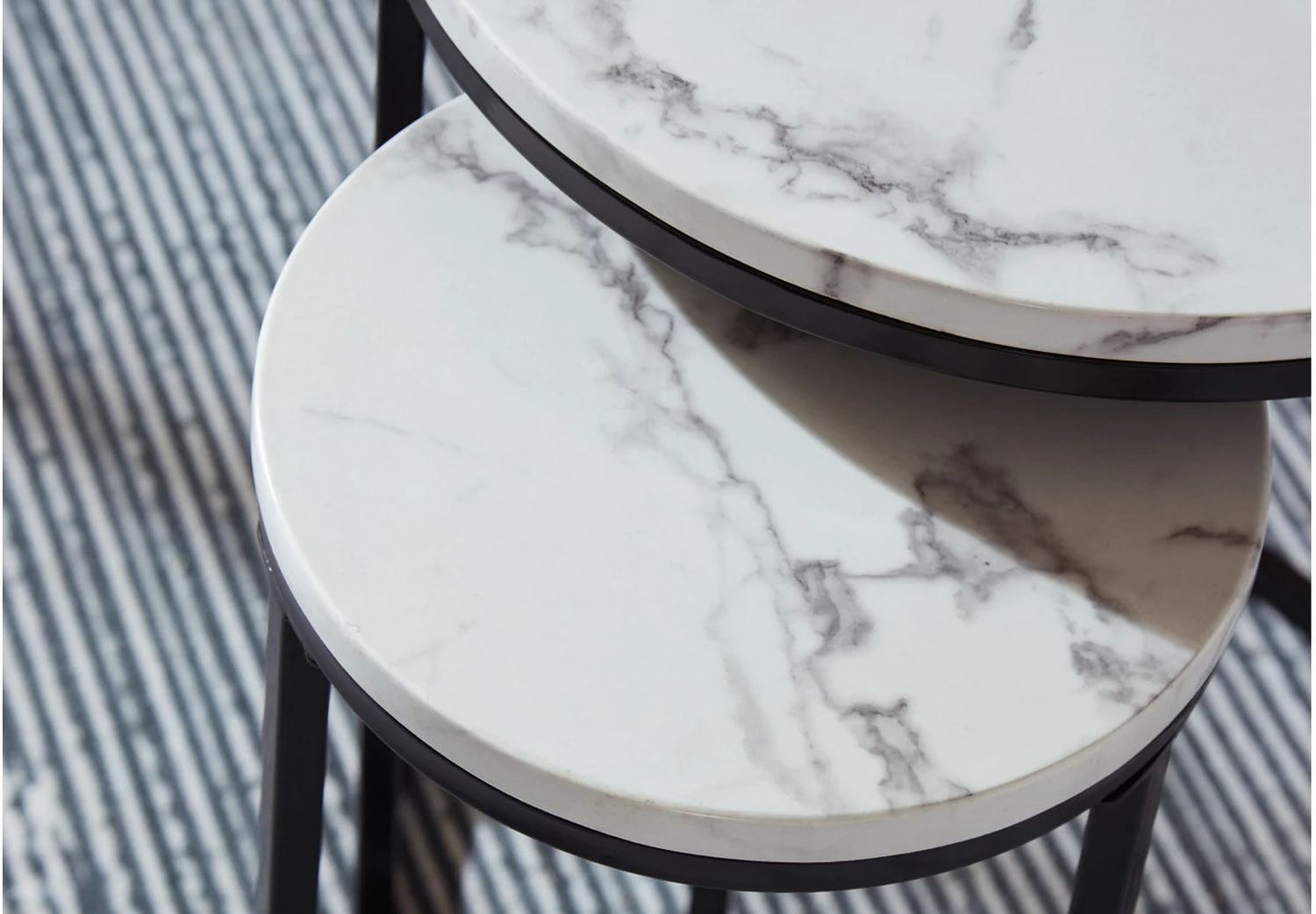 Jusmour Table Set of 4 In Black and White T16114