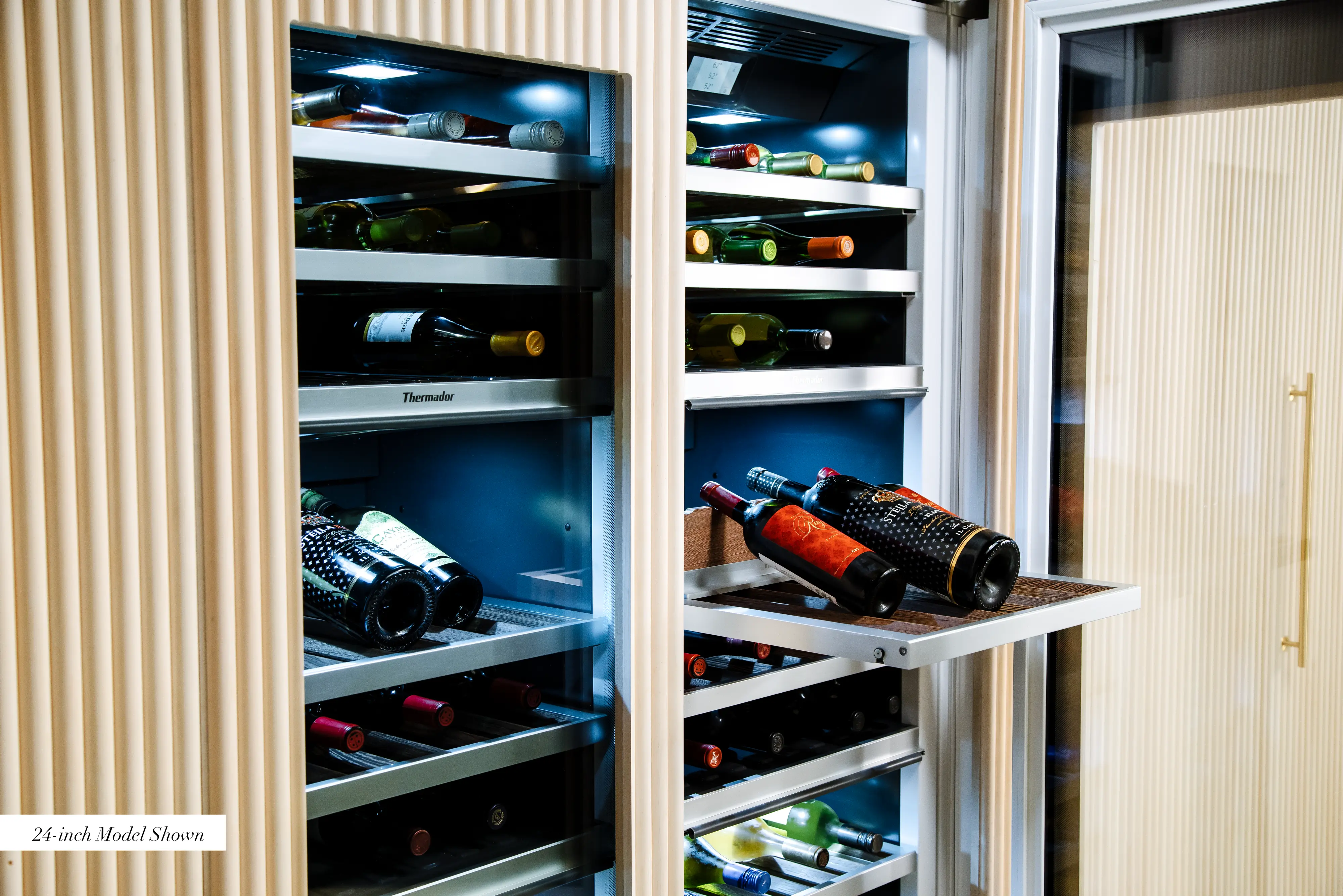 FreedomĀ® Built-in Wine Cooler 18'' Panel Ready T18IW905SP