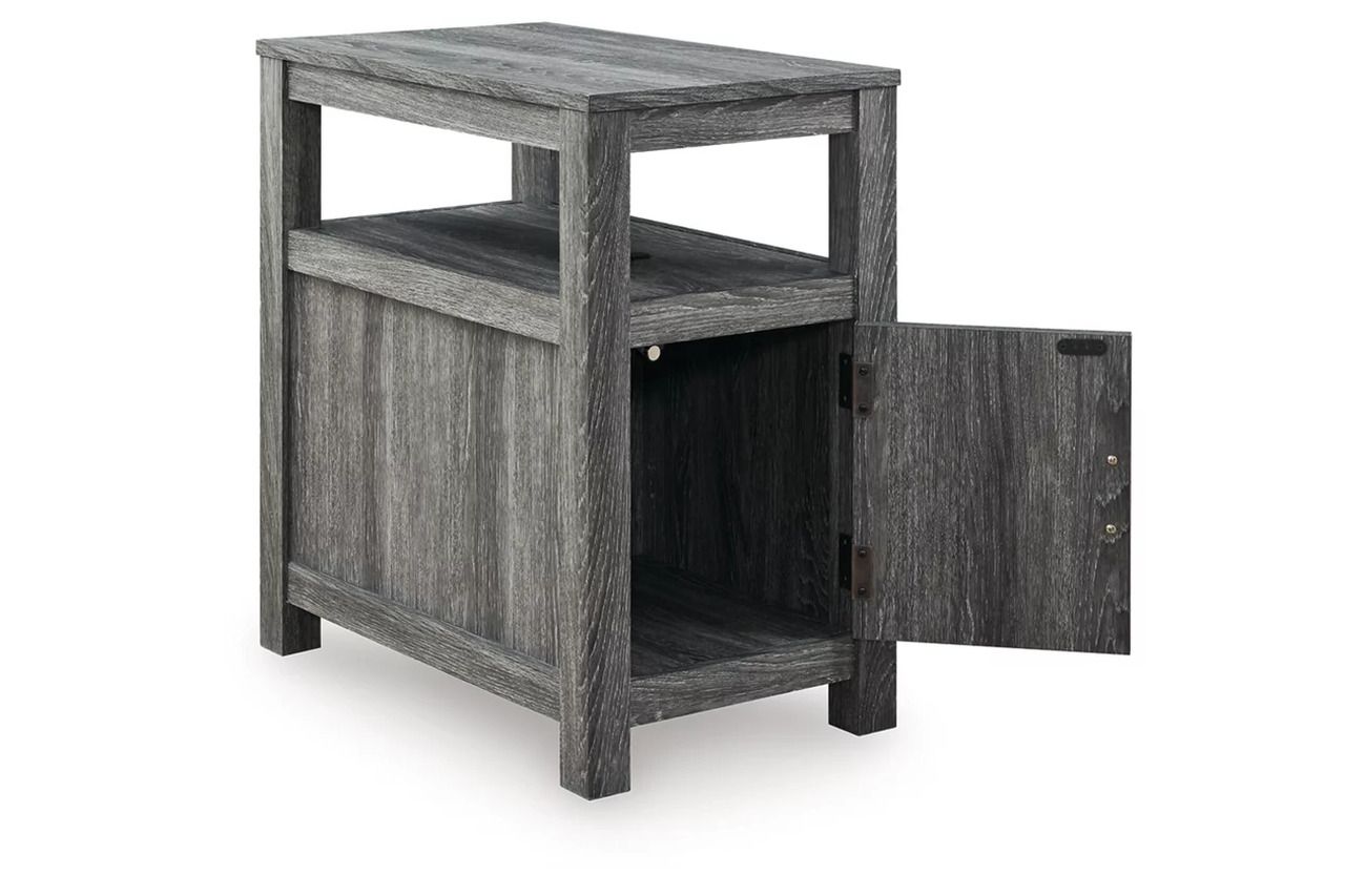 Fendenmore Chairside End Table In Gray T190317