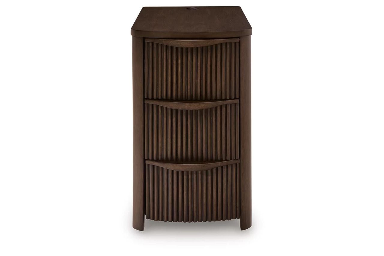 Camdill Chairside End Table In Dark Brown T208217