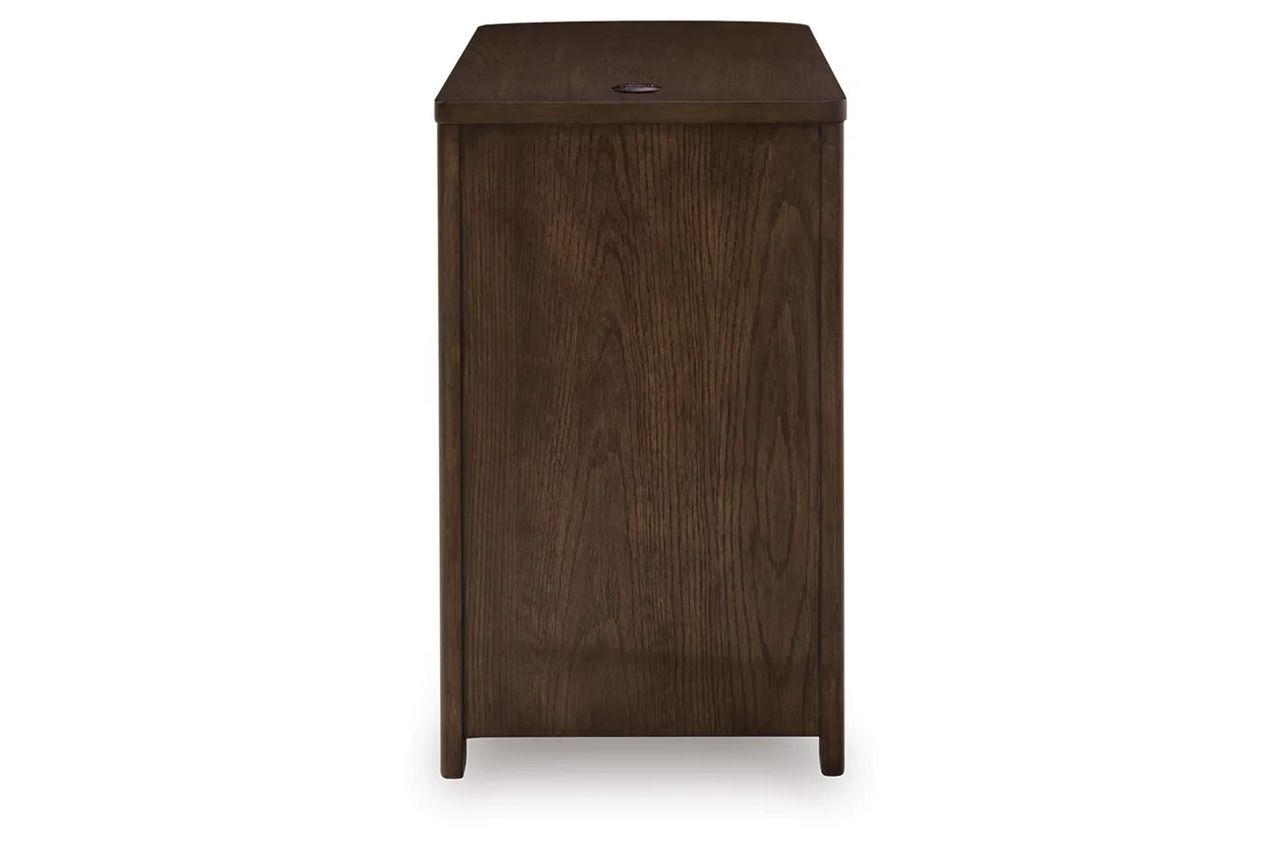 Camdill Chairside End Table In Dark Brown T208217
