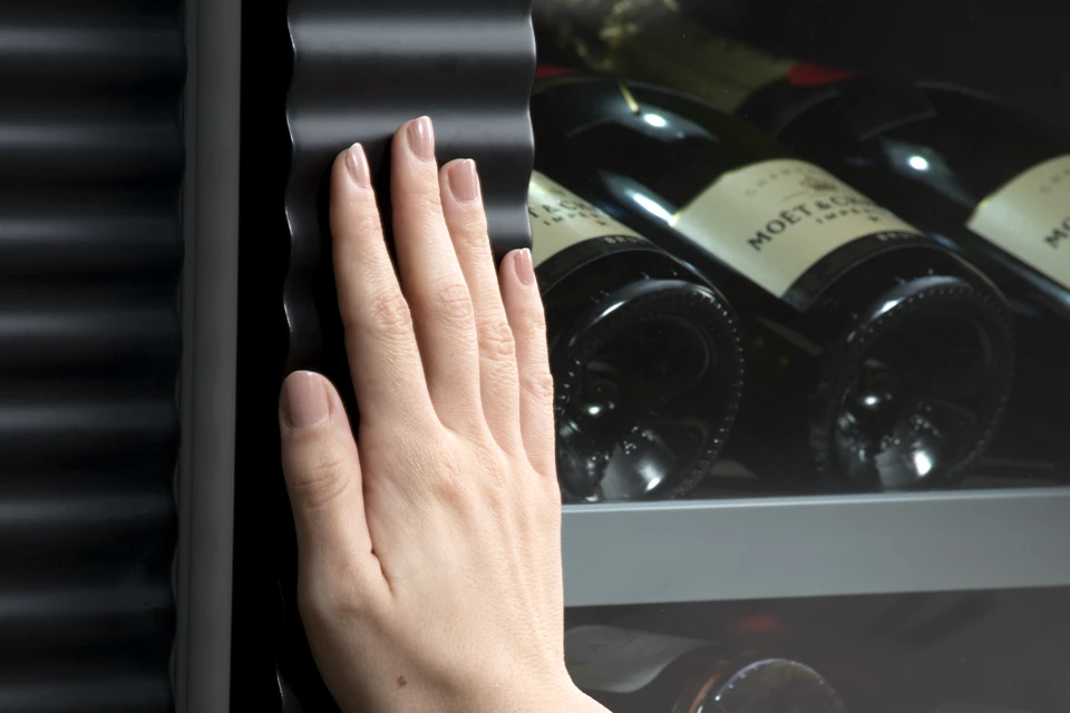 Open door assist allows the option for a handle-less design