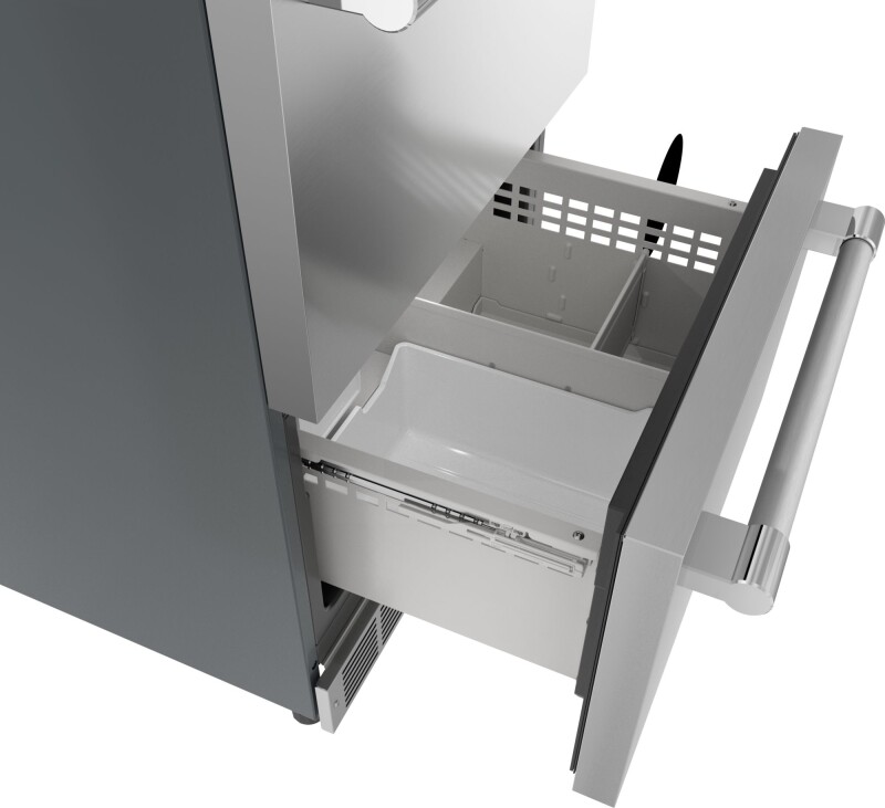 Freedom 24 inch UC Refrigerator Freezer - Pro 24" Professional T24UC925DS