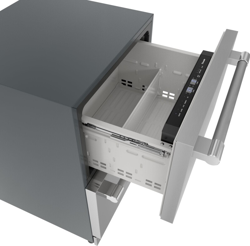 Freedom 24 inch UC Refrigerator Freezer - Pro 24" Professional T24UC925DS