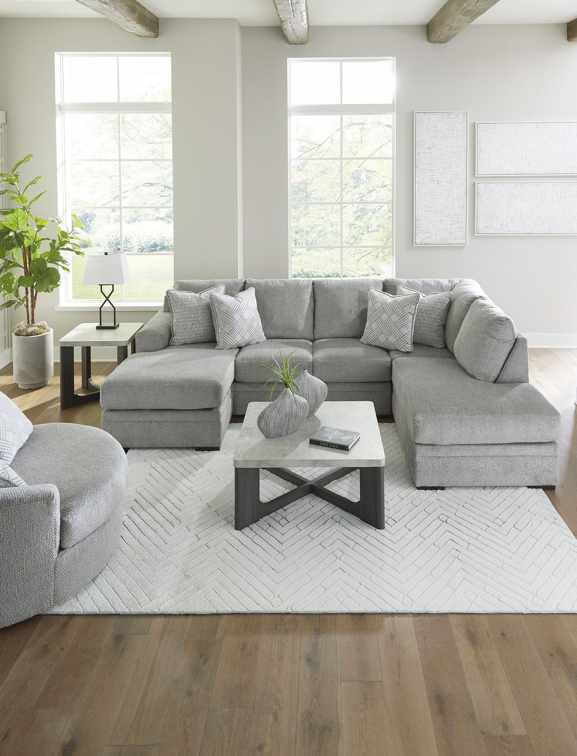 Sharstorm Gray Table Set of 3 T25113