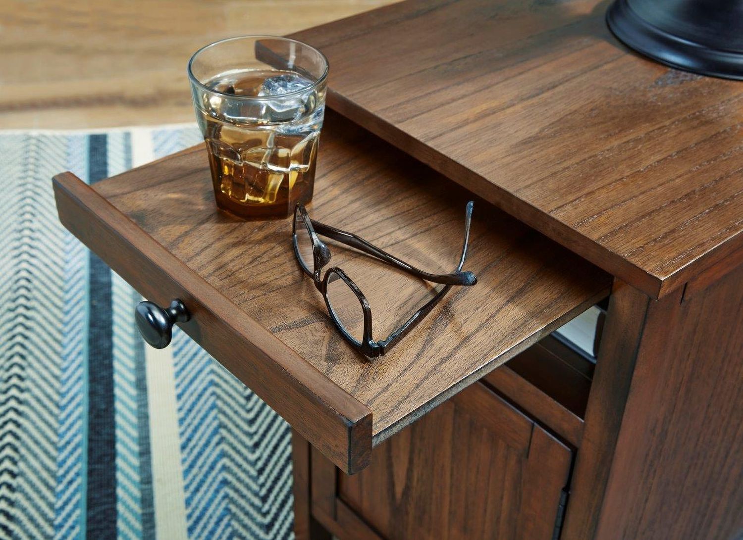 Treytown Brown Chairside Table T300117