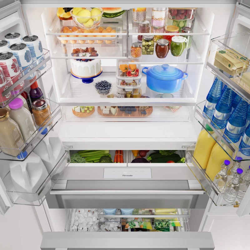Freedom® Freestanding French Door Bottom Mount Refrigerator 36'' Masterpiece® T36FL810NS