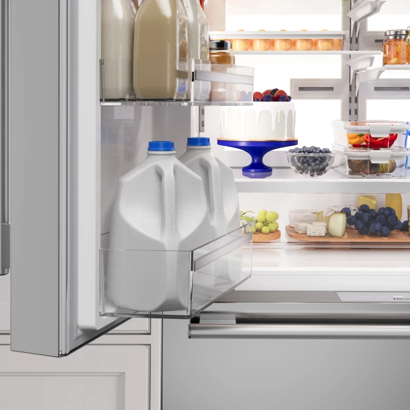 Freedom® Freestanding French Door Bottom Mount Refrigerator 36'' Masterpiece® T36FL810NS