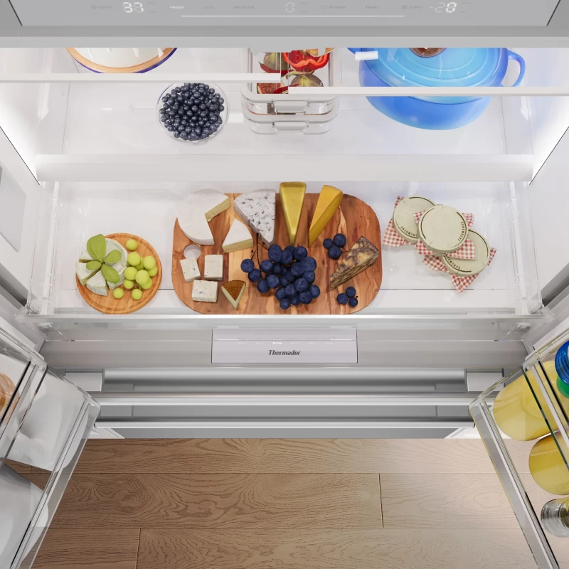 Freedom® Freestanding French Door Bottom Mount Refrigerator 36'' Masterpiece® T36FL810NS