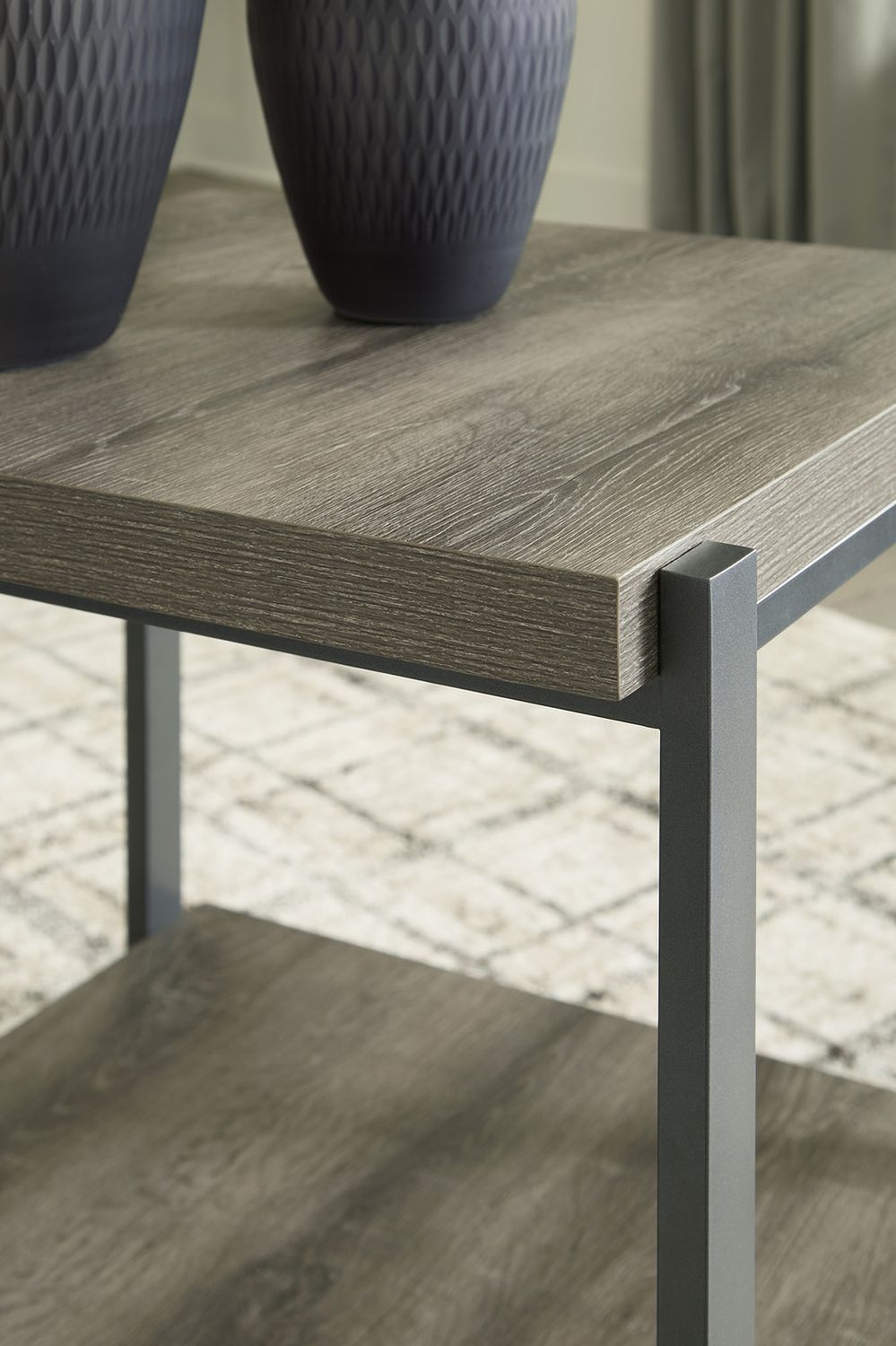 Wilmaden Gray And Black Occasional Table Set T39313