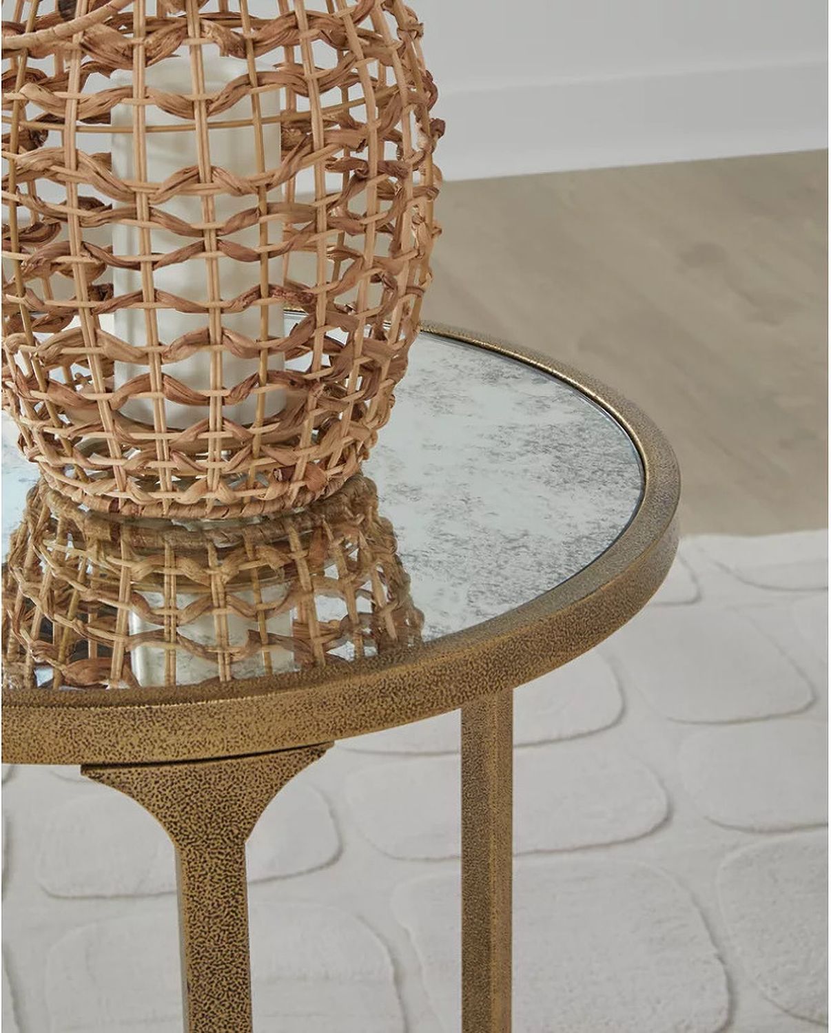 Korajane End Table In Antique Gold T3996