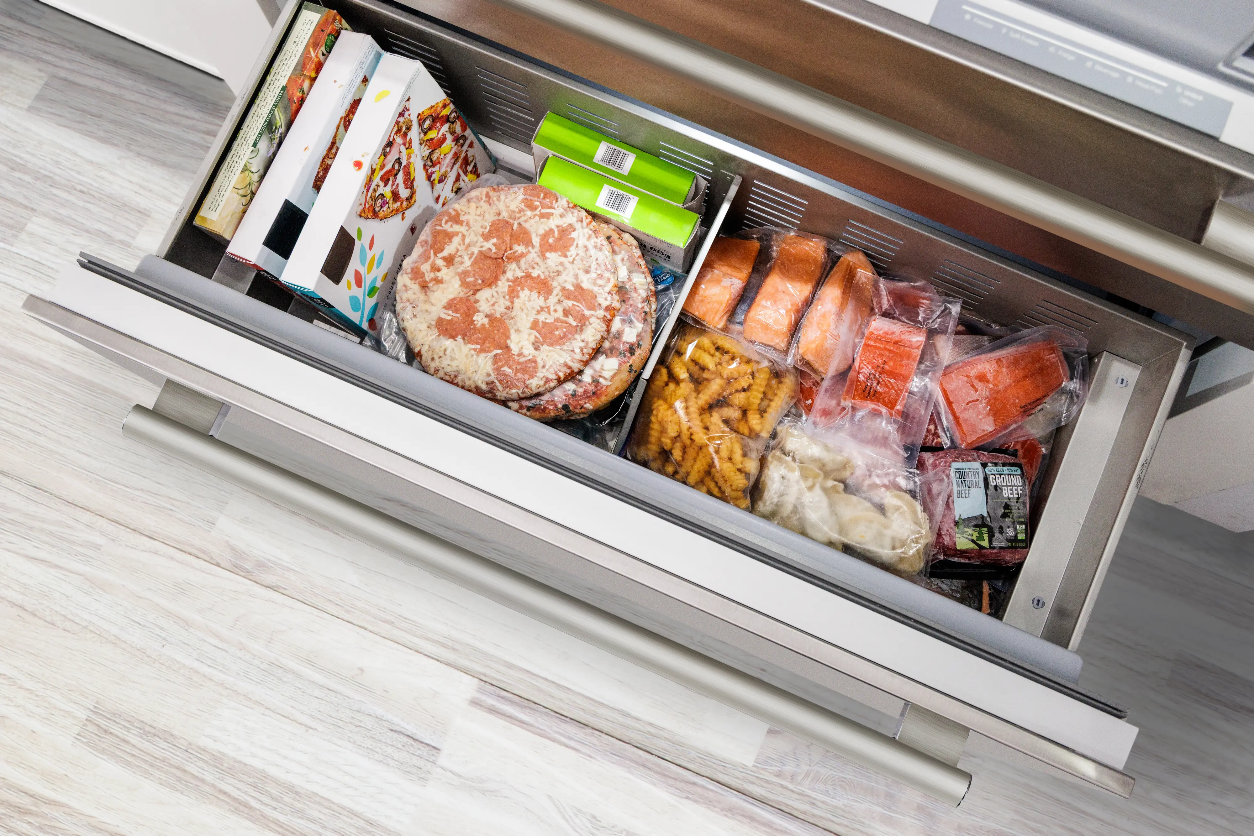 Freedom® Built-in French Door Bottom Freezer Masterpiece® T42BT110NS