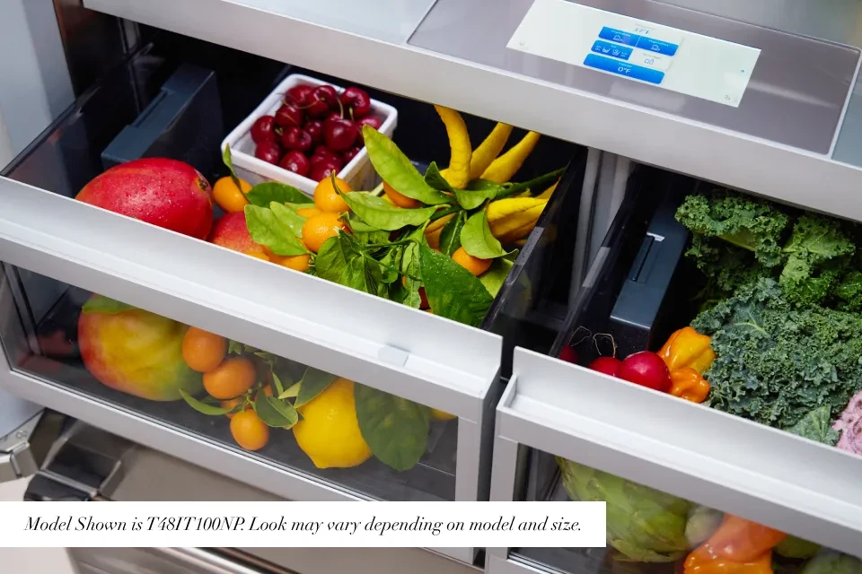 ThermaFresh Drawers keep fruits and vegetables fresh
