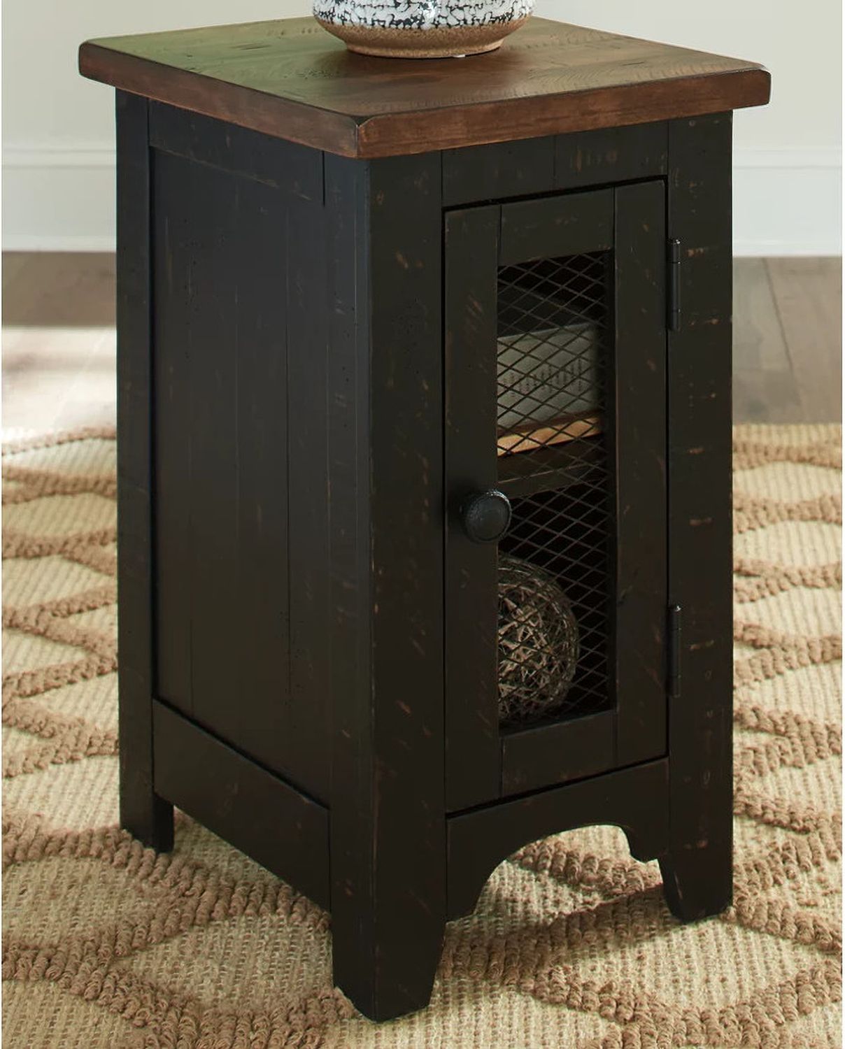Valebeck Black and Brown Chair Side End Table T4687