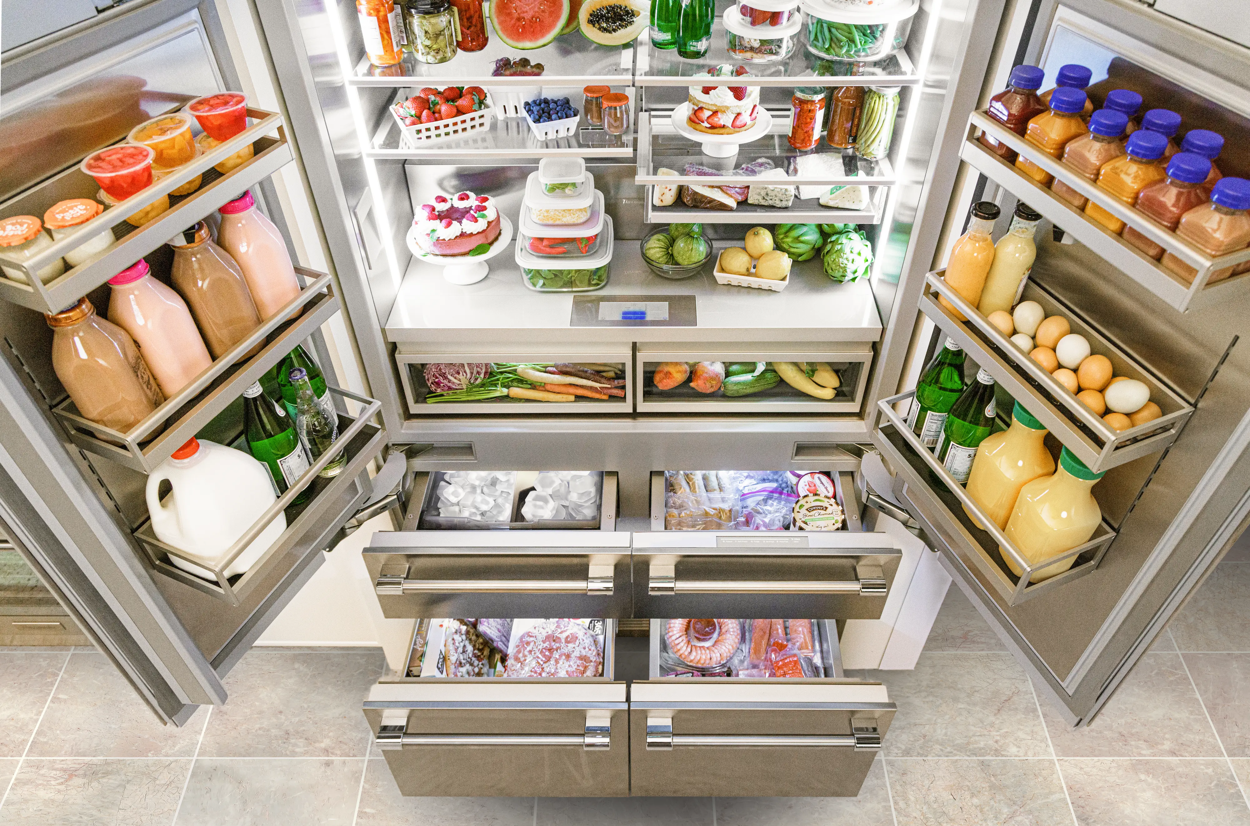 Freedom® Built-in French Door Bottom Freezer Professional T48BT120NS