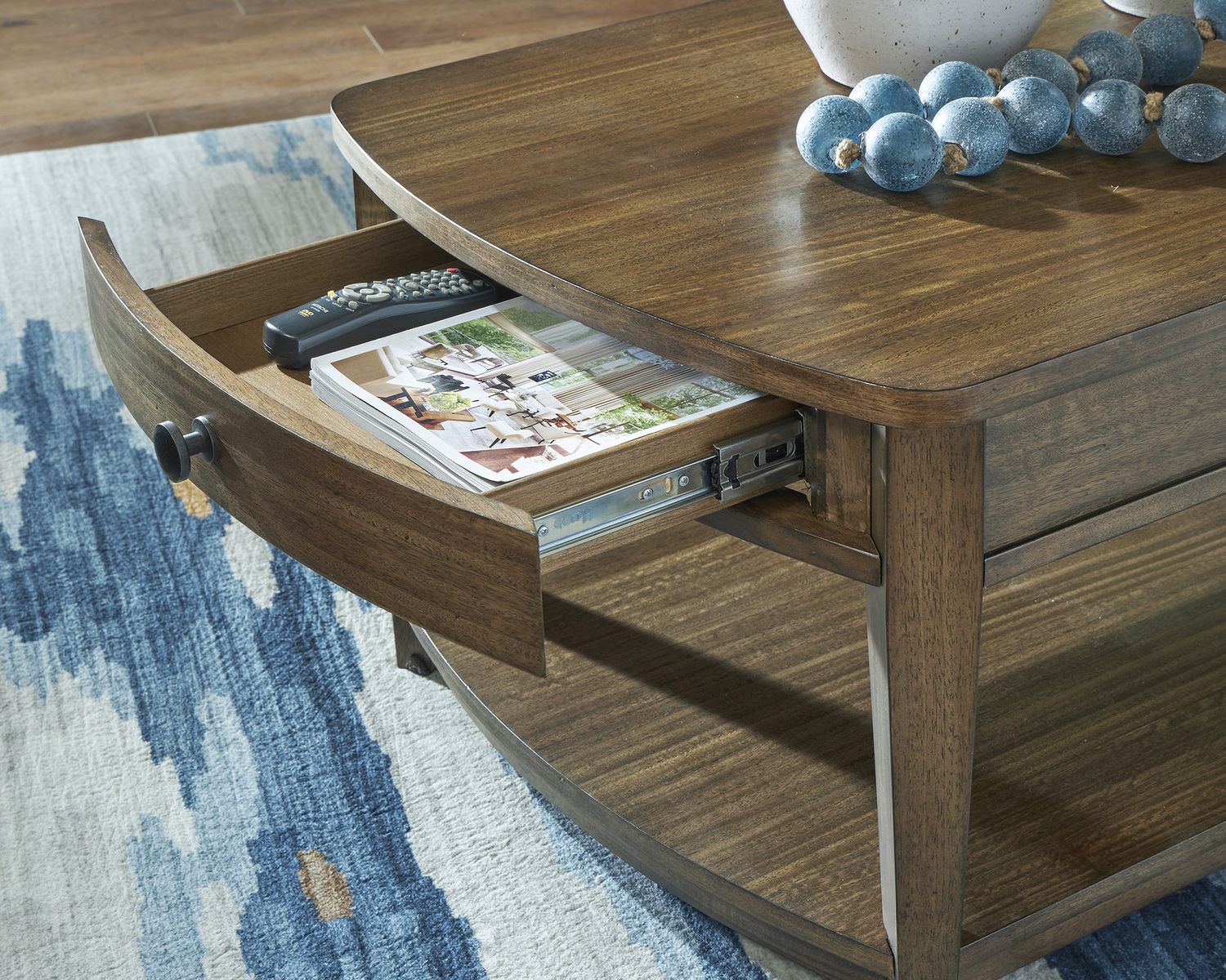 Burkbyer Coffee Table In Brown T5131