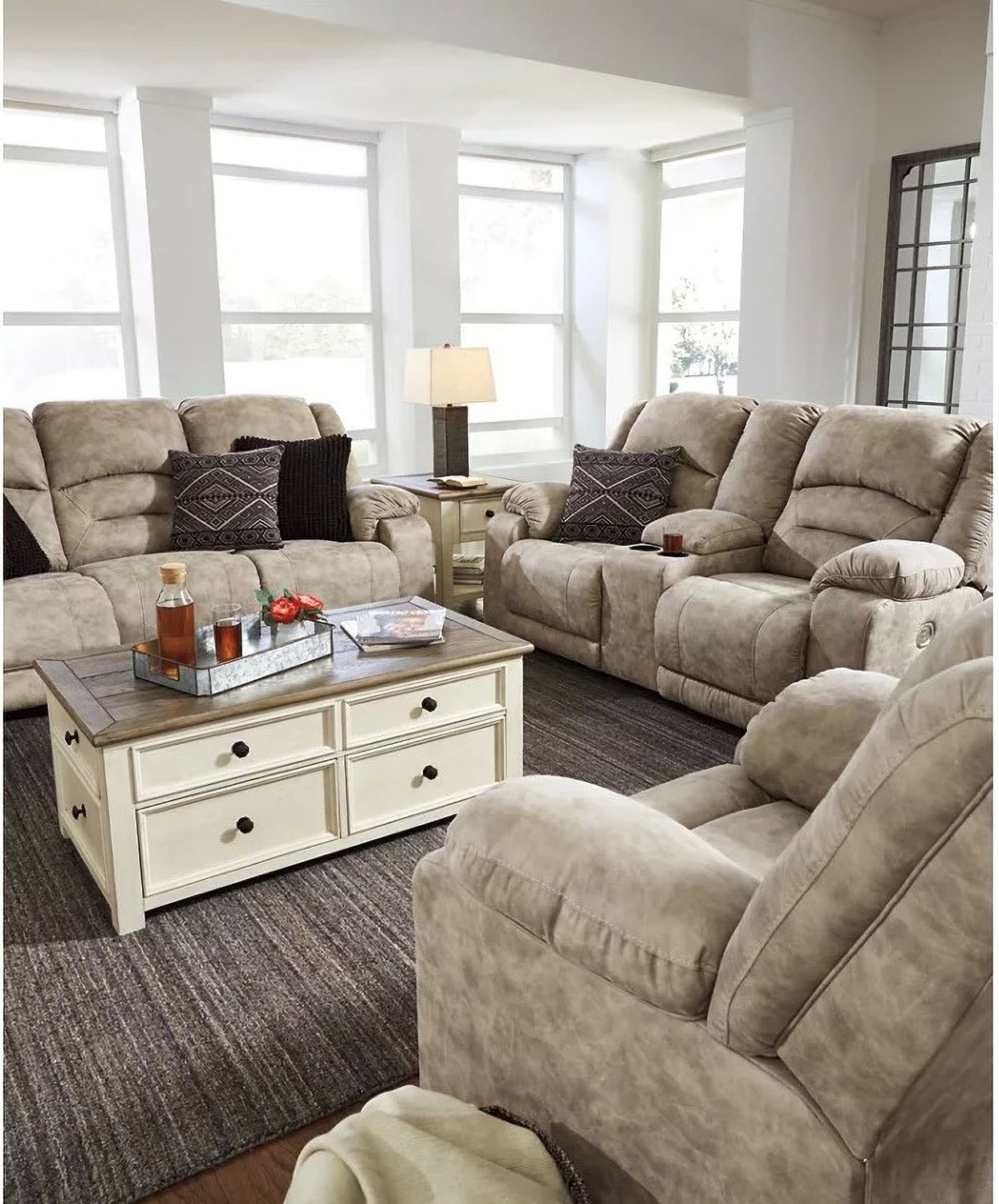Bolanburg Weathered Gray Rectangular End Table T6373