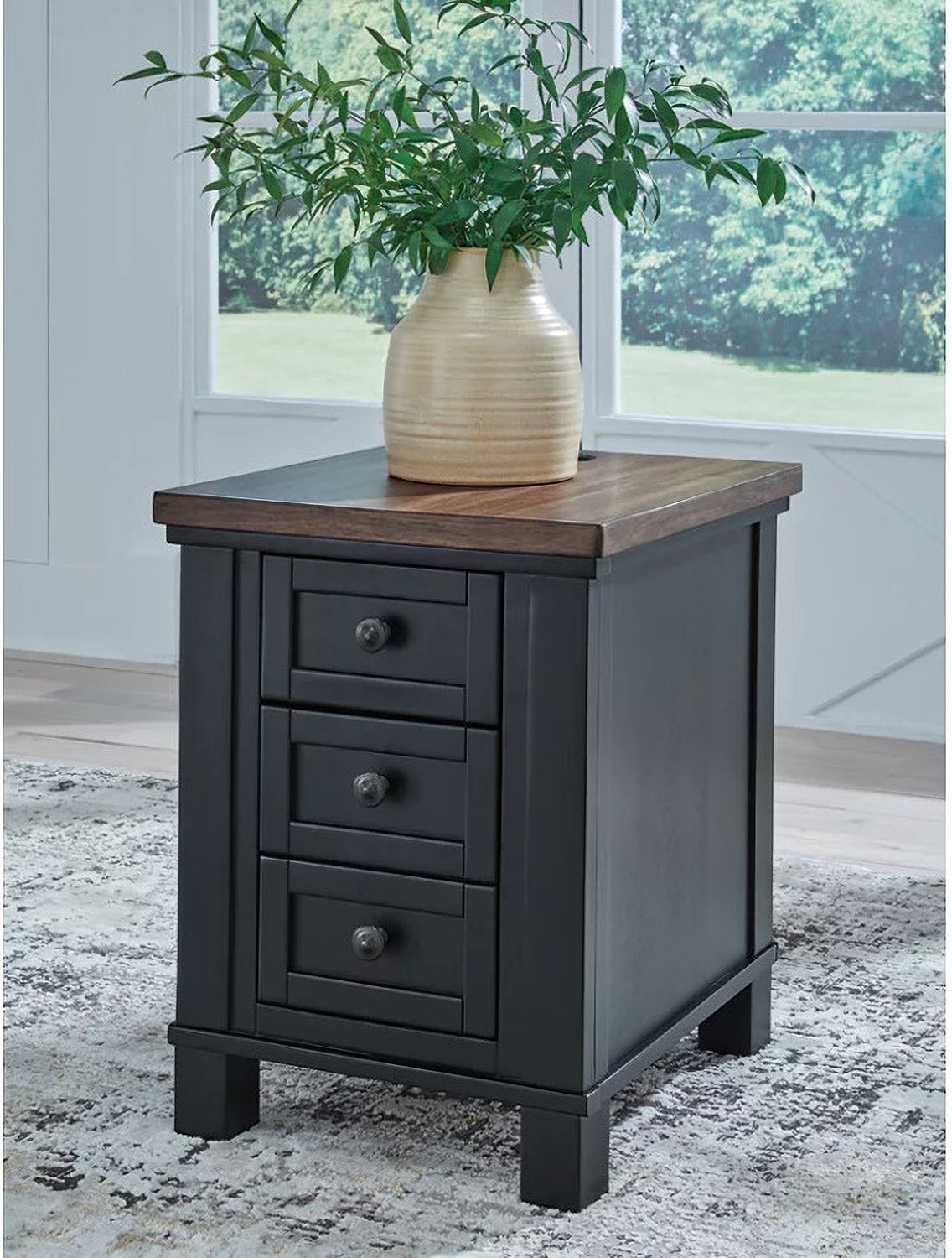 Wildenauer Chairside End Table In Brown and Black T6647