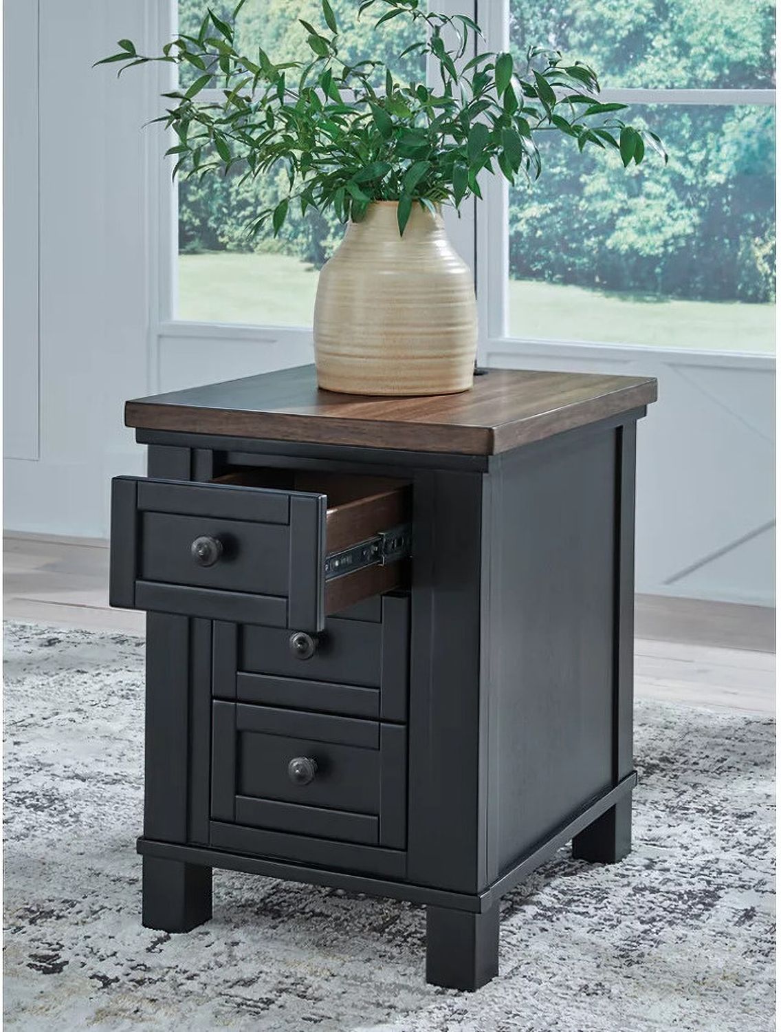 Wildenauer Chairside End Table In Brown and Black T6647