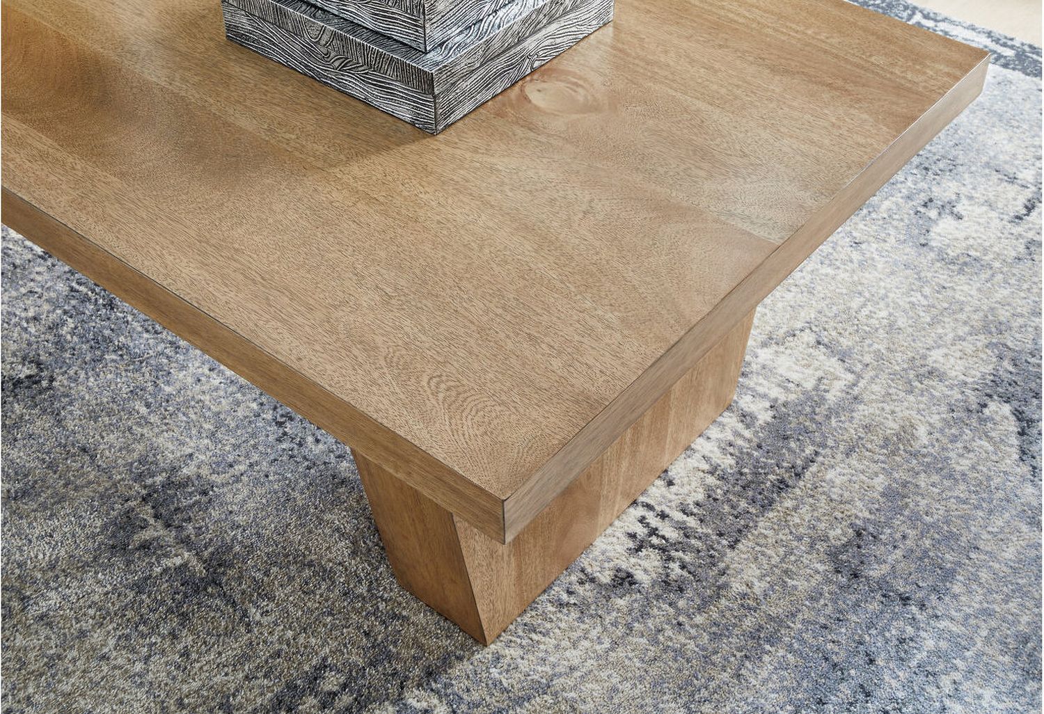 Kristiland Coffee Table In Light Brown T6741