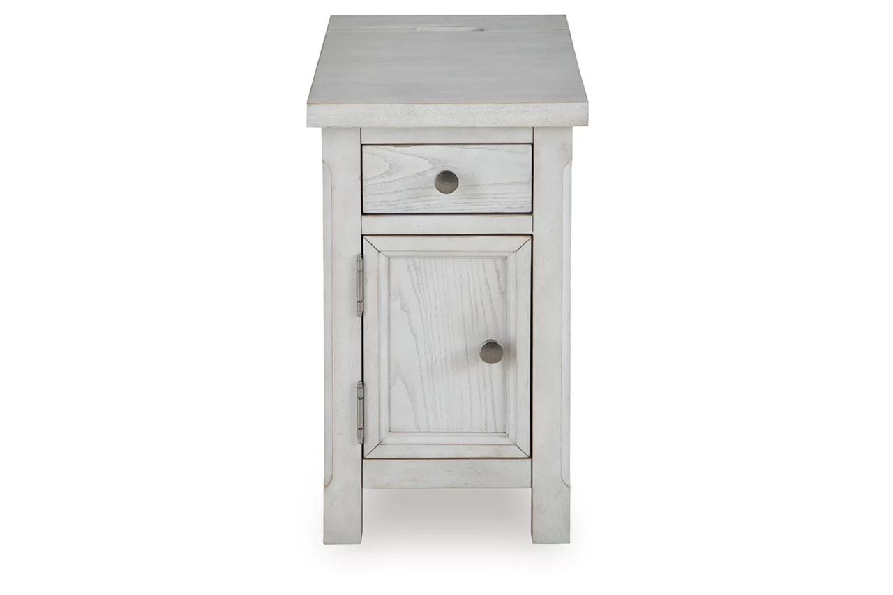 Robbinsdale Chairside End Table In Antique White T7297